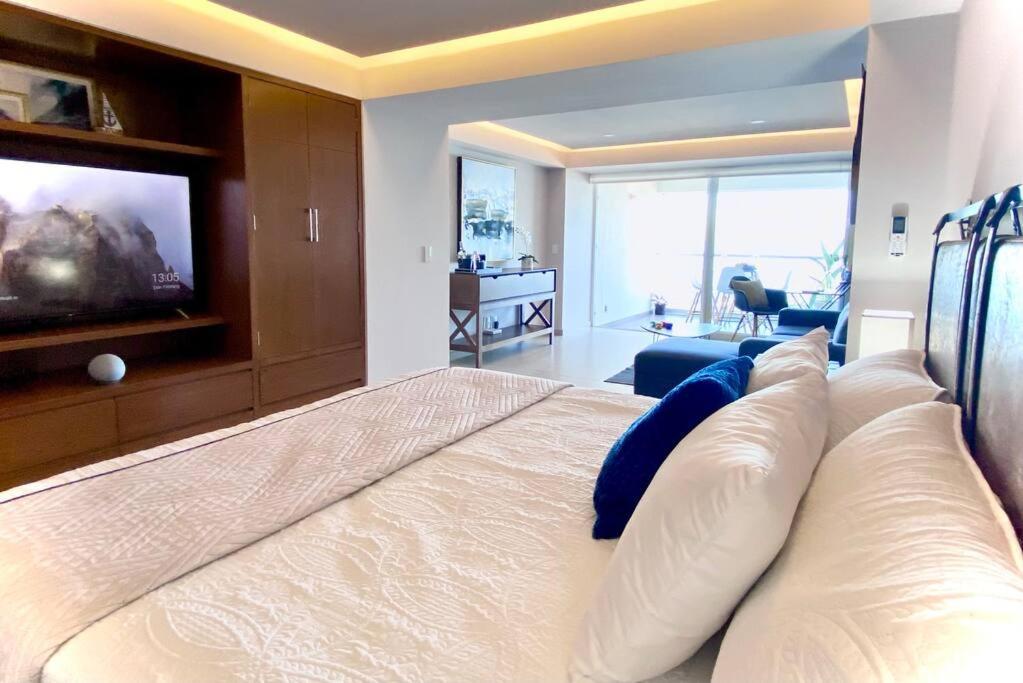 Harbor 7010 By Moikkarentals Beachfront 600Mb Wifi Puerto Vallarta Exterior foto